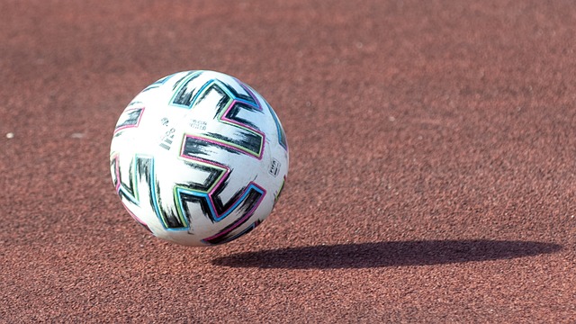 联赛季中 联赛季中