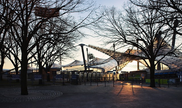 同时也营造 同时也营造